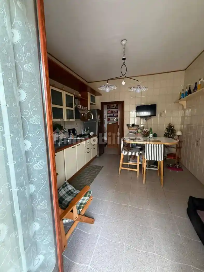 Bilocale ottimo stato, terzo piano, Pianura, Napoli - foto 2