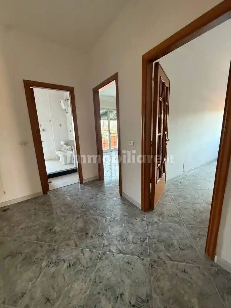 Trilocale ottimo stato, secondo piano, Pianura, Napoli - foto 2