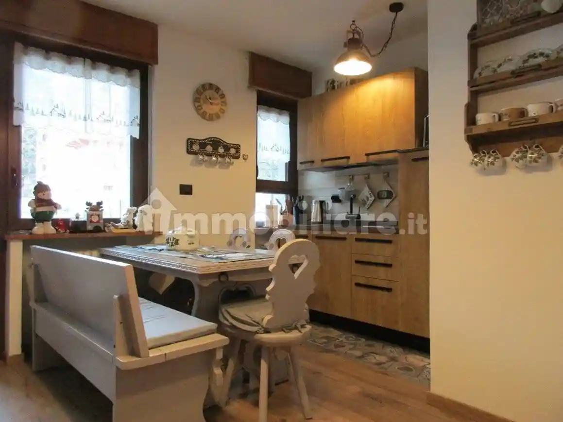 Bilocale viale Roma 35, Centro, Bardonecchia - foto 2