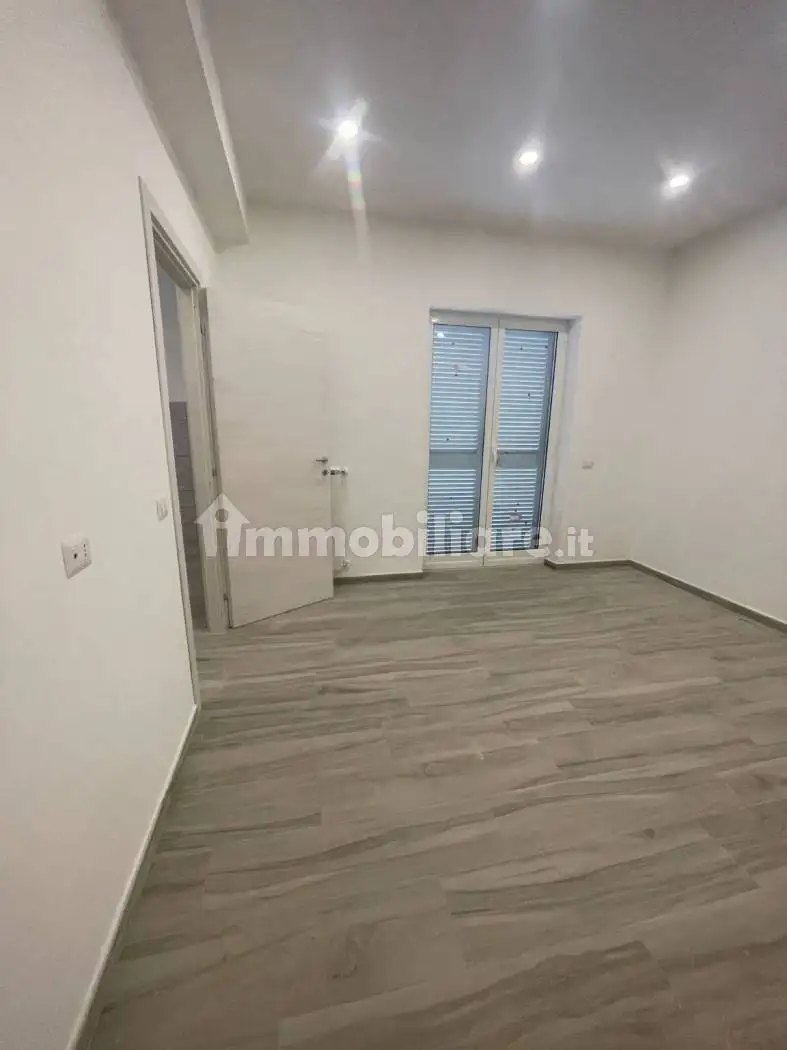 Appartamento in affitto a Napoli