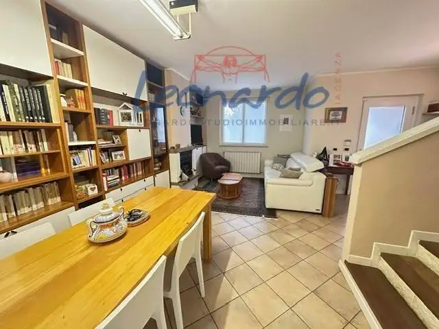 Villa in vendita a Piacenza