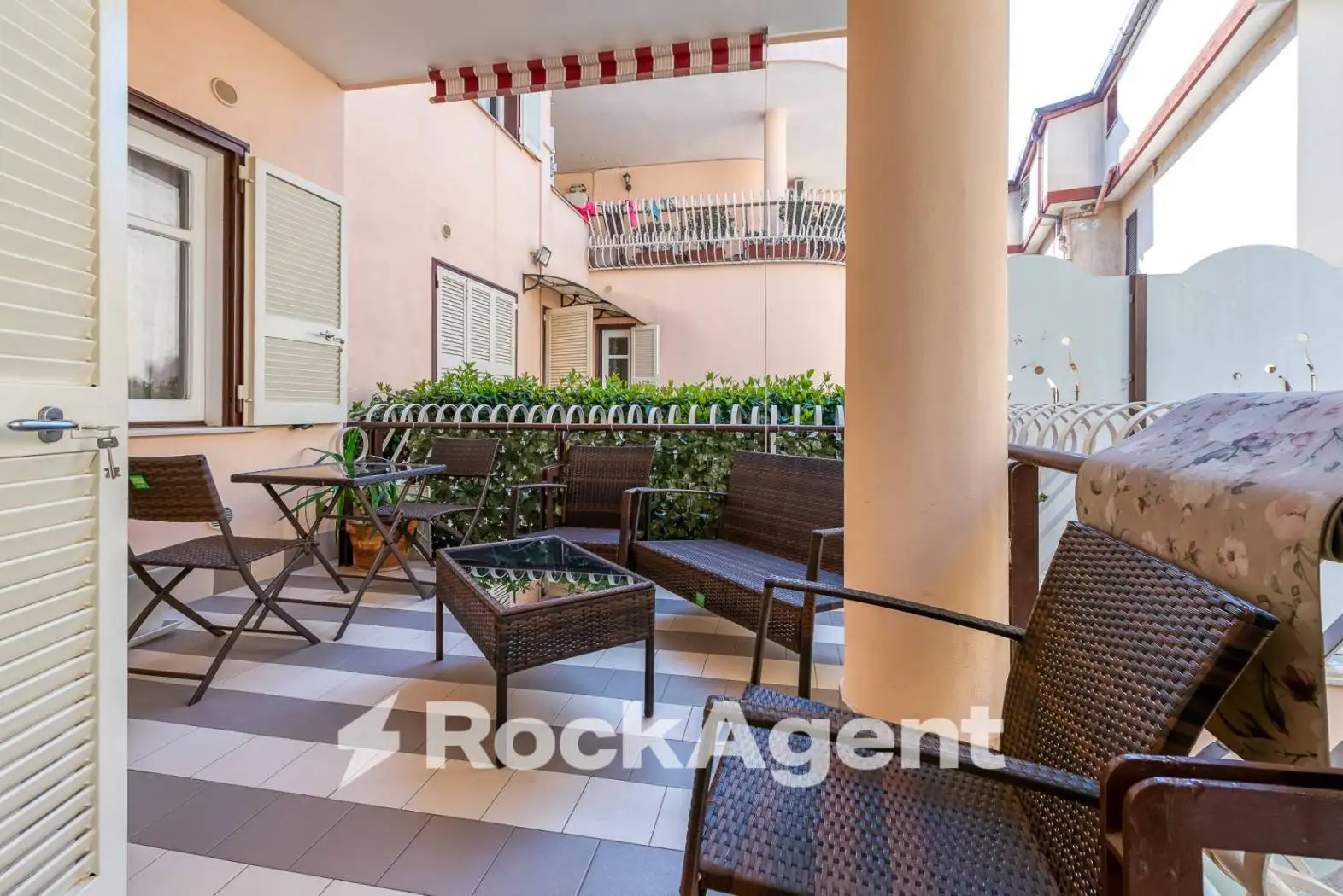 Appartamento in vendita a Casoria