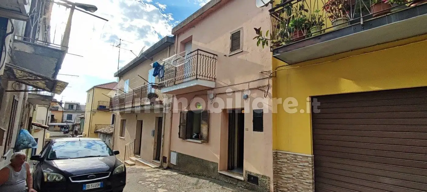 Appartamento in vendita a Borgia