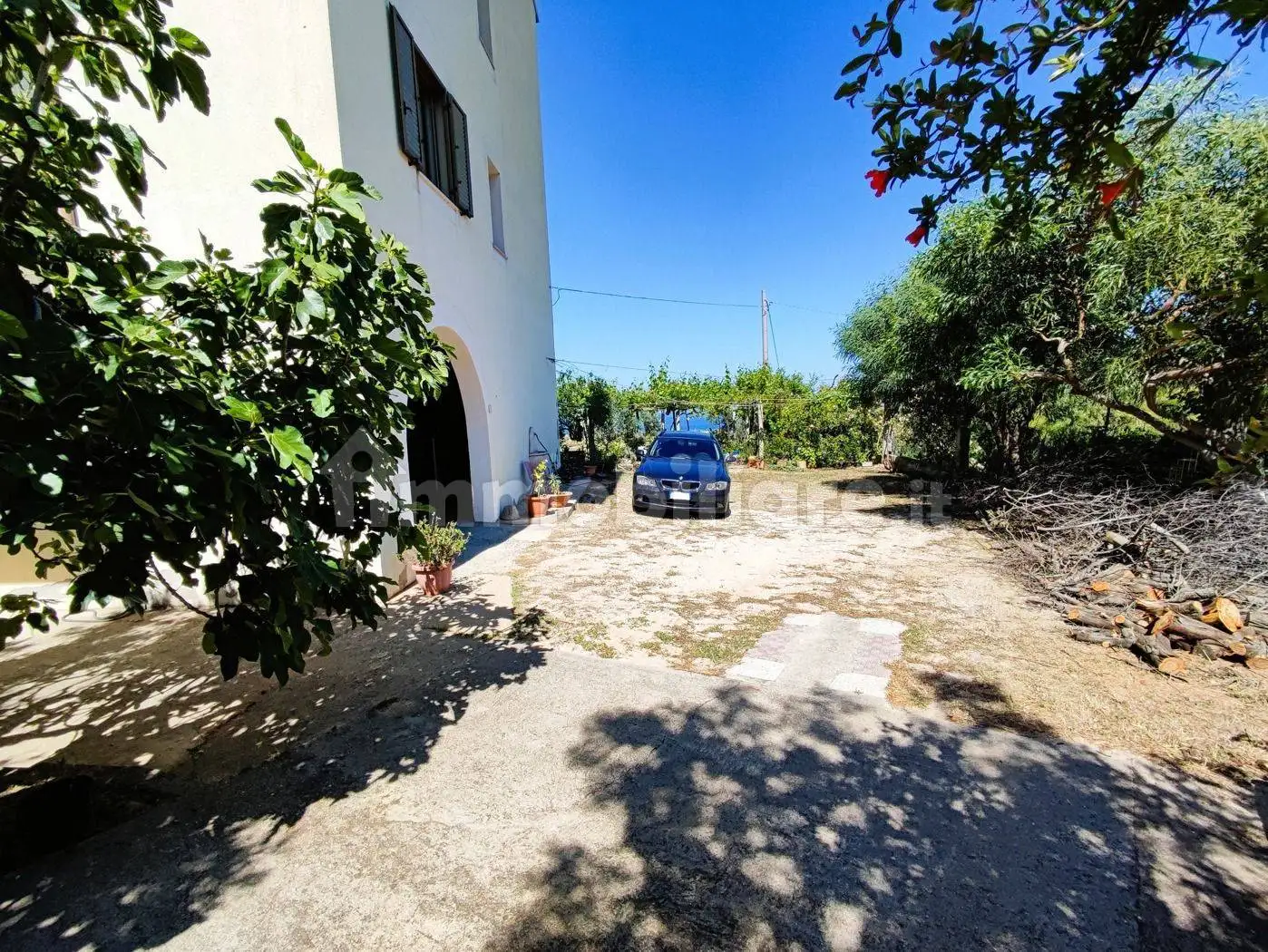 Palazzo - Edificio in vendita a Davoli