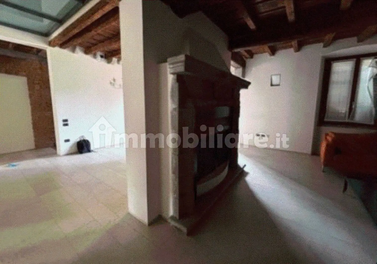 Appartamento in asta a Carate Brianza