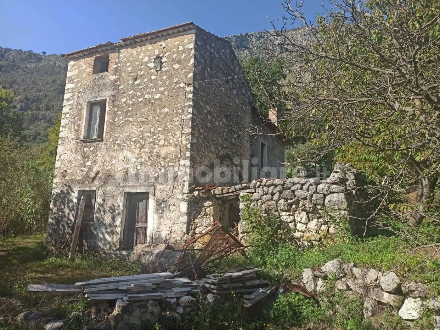 Rustico - Casale in vendita a Ausonia