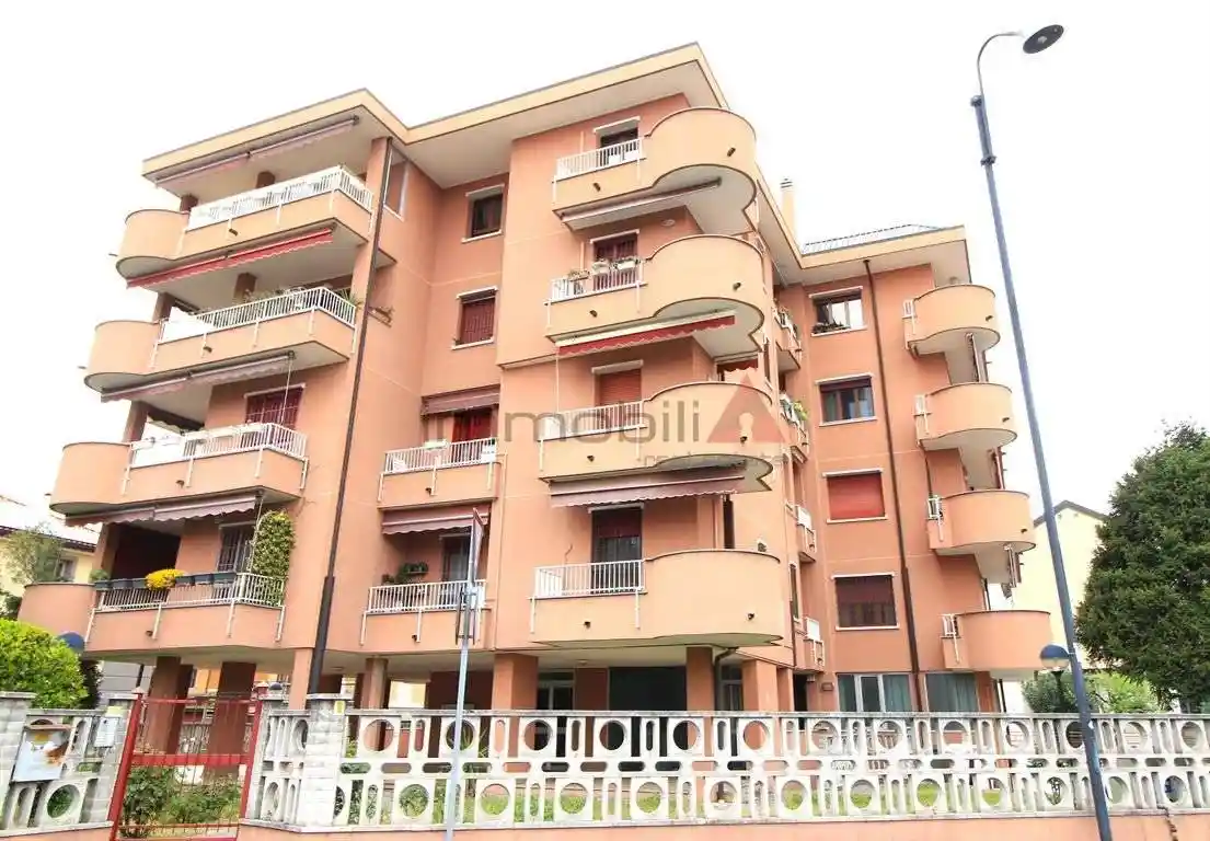 Trilocale ottimo stato, quarto piano, Segrate Centro, Segrate - foto 3