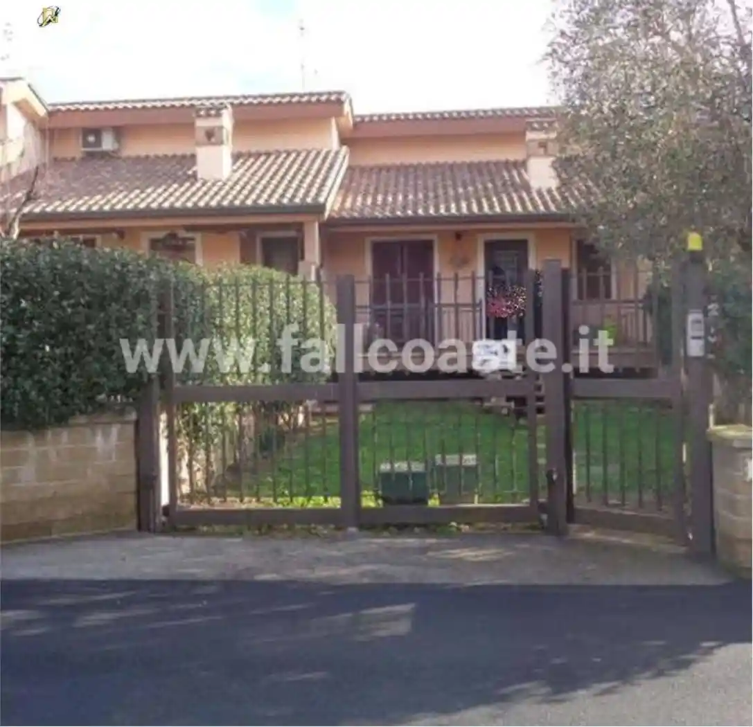 Villetta a schiera - foto 2