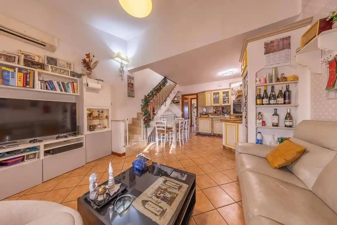 Villa a schiera via Massa Di San Giuliano 270, Castelverde, Roma - foto 5