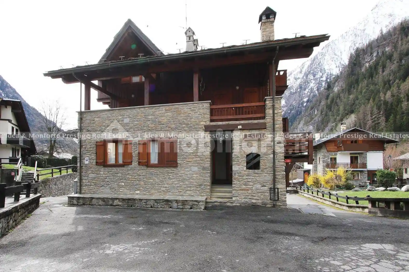 Trilocale vicolo Dolonne, Centro, Courmayeur - foto 2
