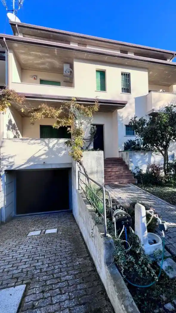 Villa a schiera via Carlo Alberto Dalla Chiesa, Pedagna, Monte Catone, Imola - foto 2