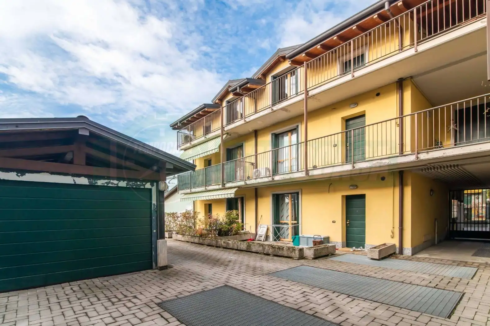 Appartamento in vendita a Venegono Superiore