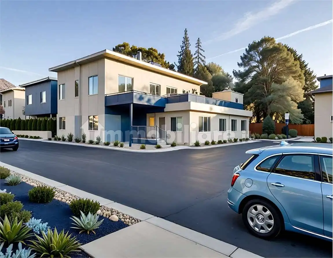 Palazzo - Edificio in vendita a Verbania