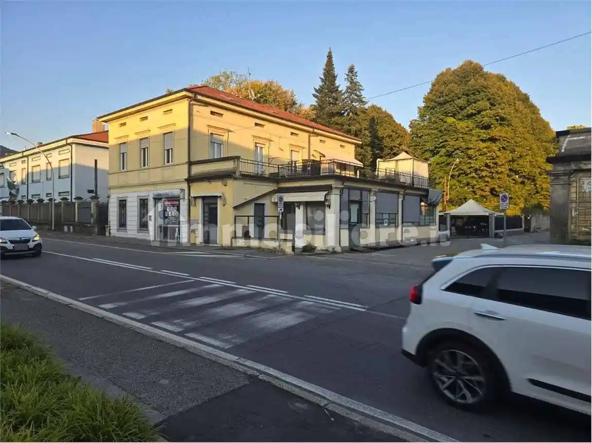 Palazzo - Edificio in Vendita - foto 2