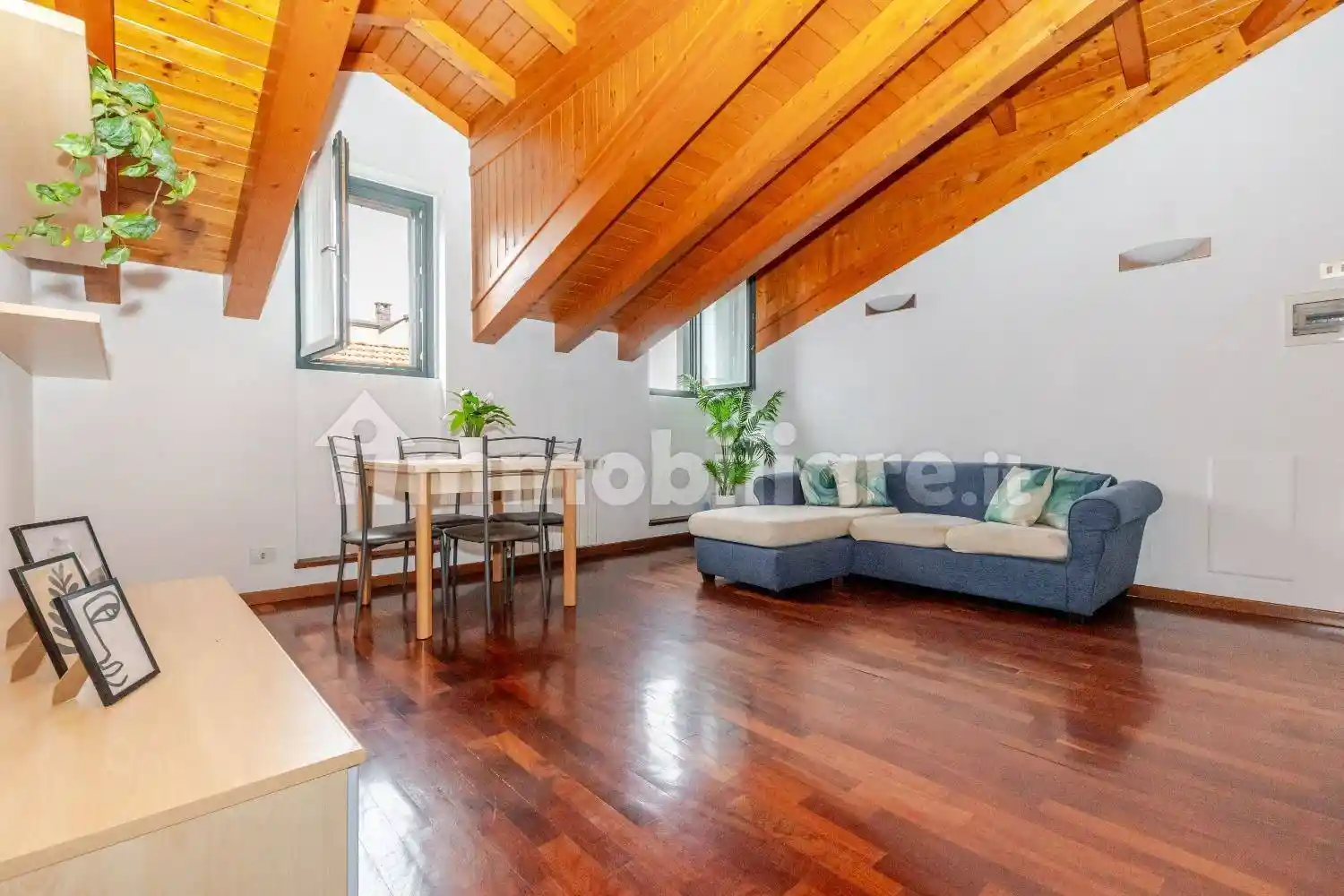 Bilocale via Giuseppe Mazzini, 22, Centro, Gallarate - foto 2