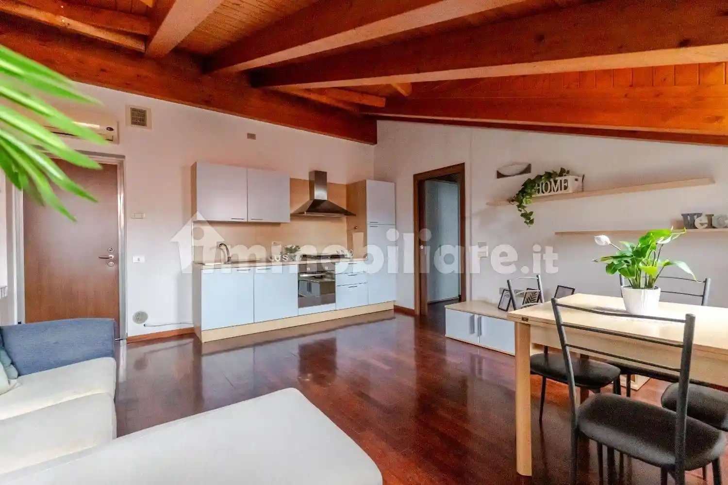 Bilocale via Giuseppe Mazzini, 22, Centro, Gallarate - foto 4