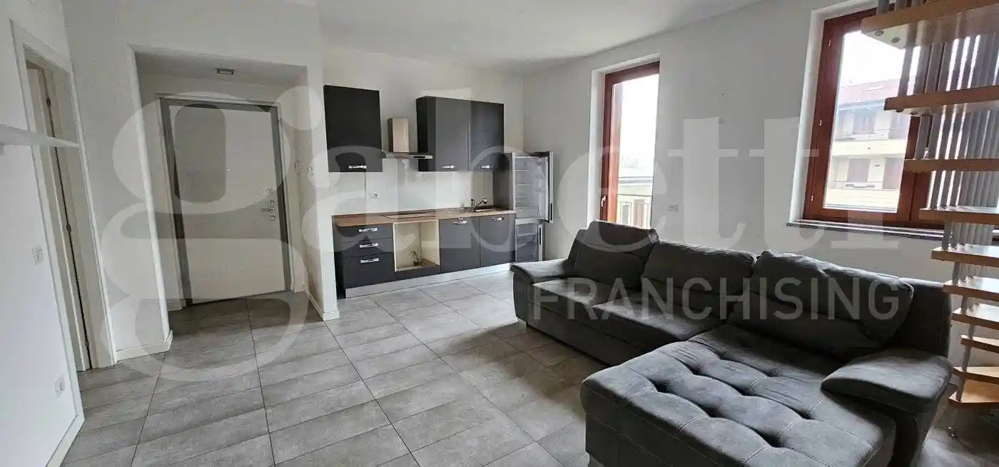 Bilocale via 3 Giugno, 27, Centro, Robecchetto con Induno - foto 2