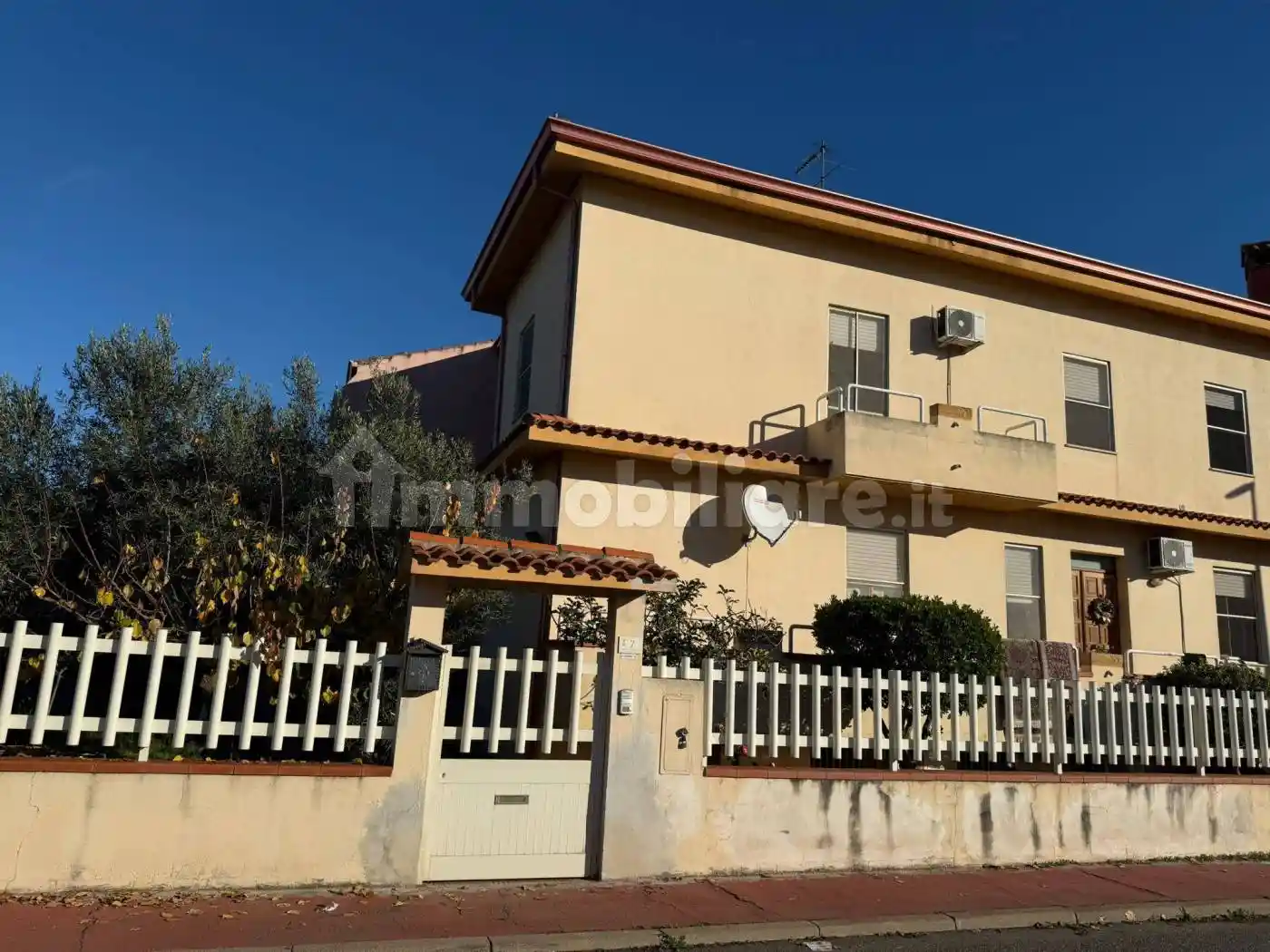 Quadrilocale via Niccolò Copernico, Centro, Santa Giusta - foto 4