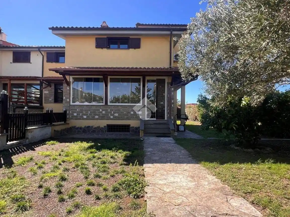 Villa bifamiliare via dei Giunchi 3, Ponton Dell'elce, Anguillara Sabazia - foto 2