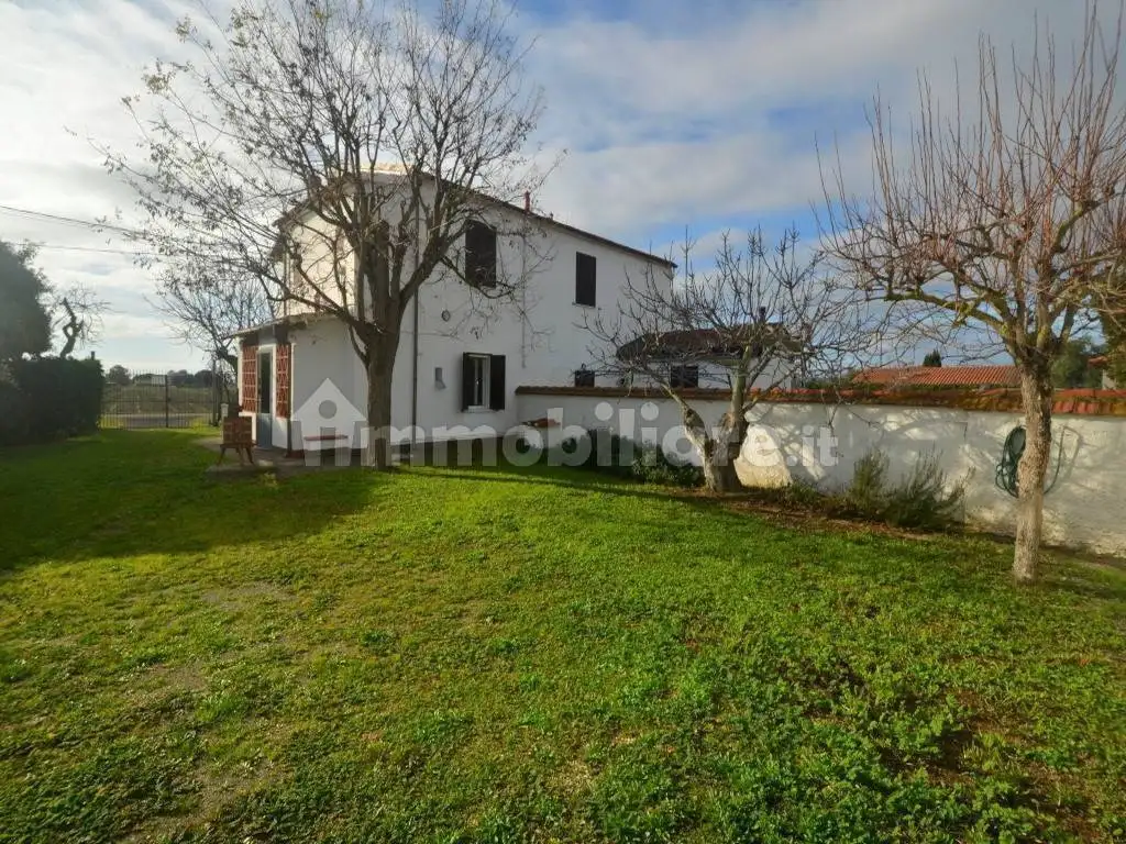 Rustico - Casale in vendita a Piombino
