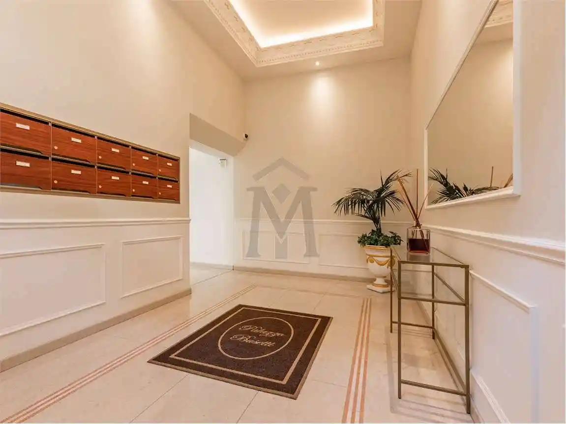 Appartamento via Don Giuseppe Andreoli, 4, Centro Storico, Reggio Emilia - foto 2