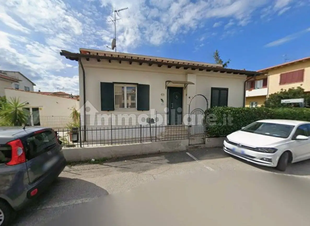 Villa in asta a Rosignano Marittimo