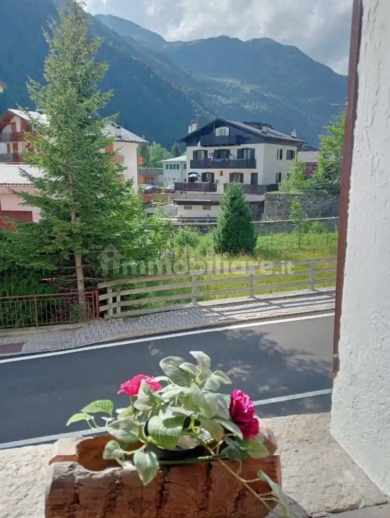 Bilocale via Don Romeo Ballerini, Centro, Campodolcino - foto 3