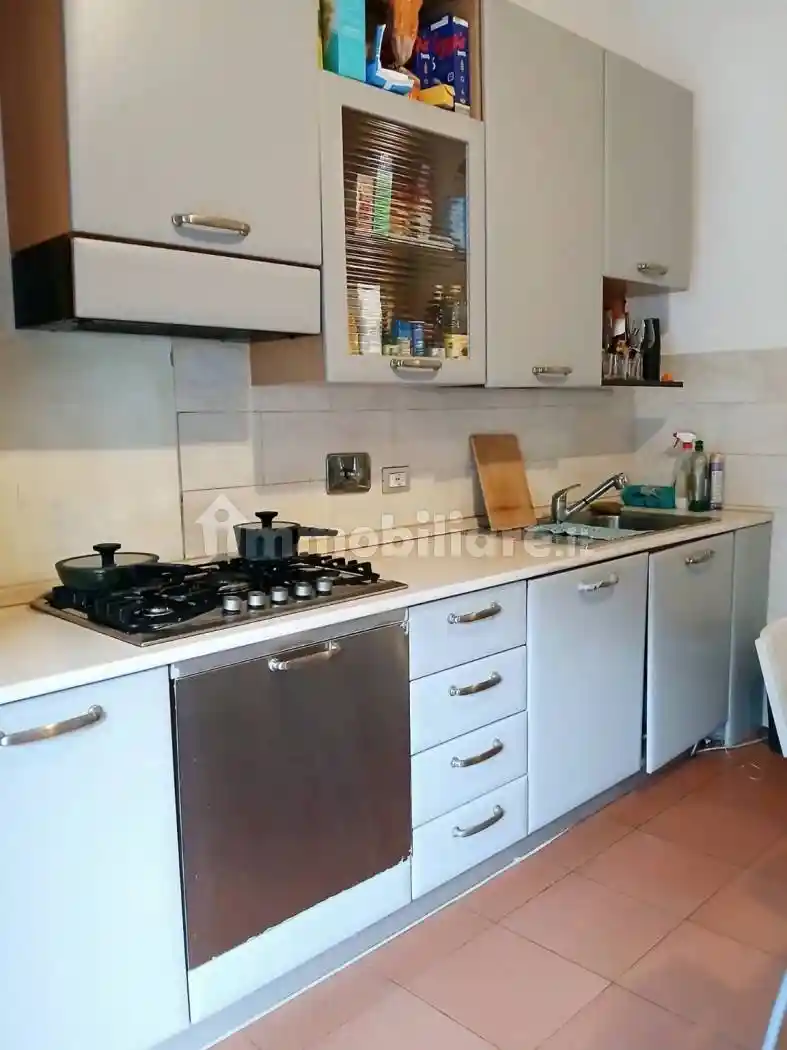 Trilocale ottimo stato, piano rialzato, Ospizio - San Maurizio, Reggio Emilia - foto 5