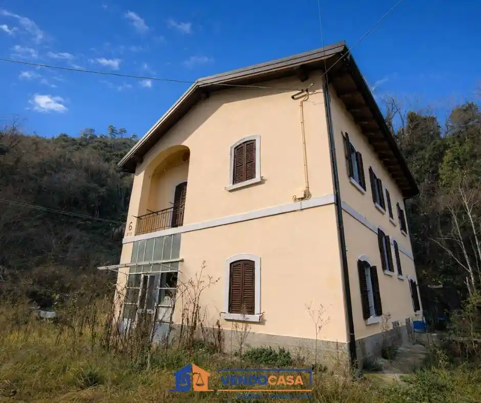 Villa bifamiliare via Santuario 77, Lavagnola, Santuario, Montemoro, Savona - foto 2