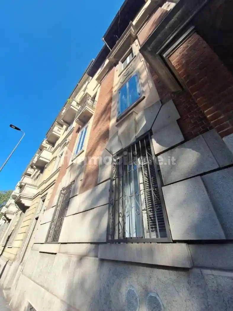 Bilocale buono stato, piano rialzato, Porta Romana - Medaglie d'Oro, Milano - foto 3