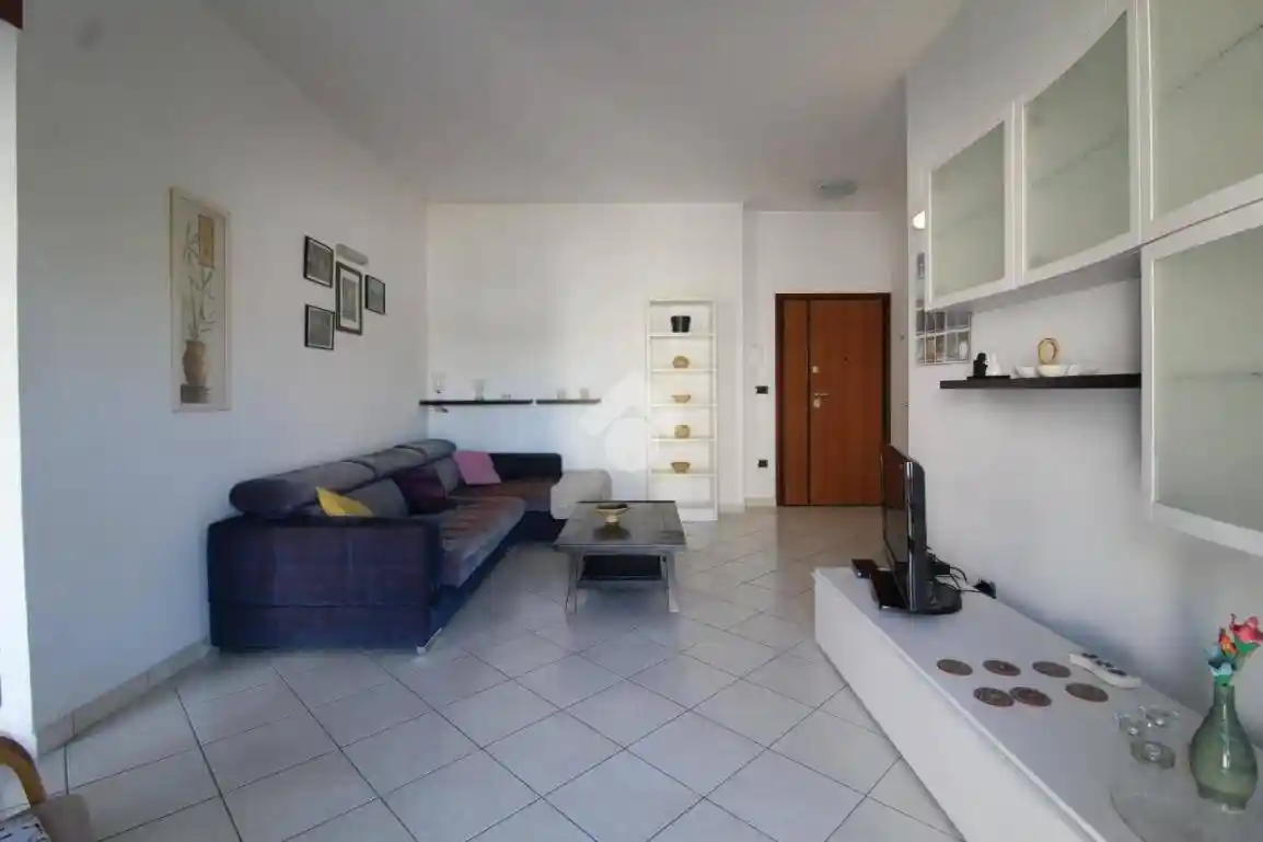 Trilocale via Montebello 5, Santa Chiara - Sant'Angelo, Brindisi - foto 2