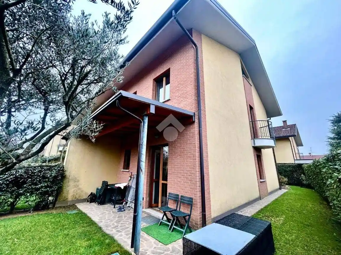 Villetta a schiera - foto 2