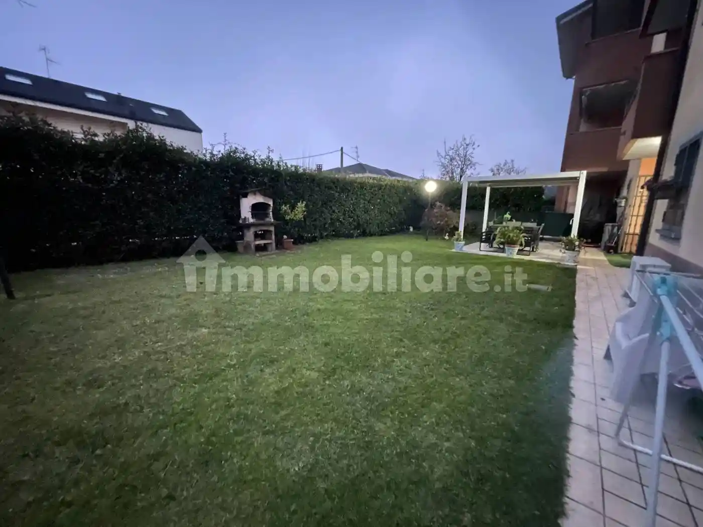 Trilocale via Salvatore Quasimodo 260, Centro, Caronno Pertusella - foto 3