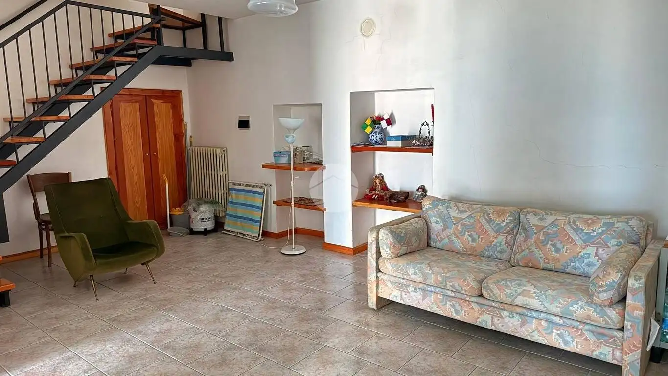 Casa indipendente in vendita a Breno