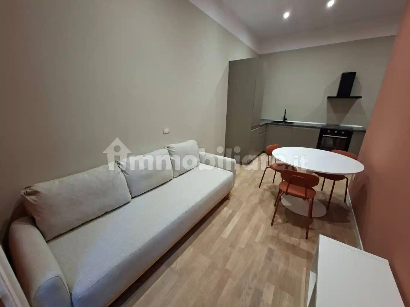 Bilocale via Andrea Solari 13, Solari, Milano - foto 3