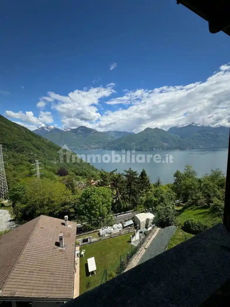 Appartamento in vendita a Plesio