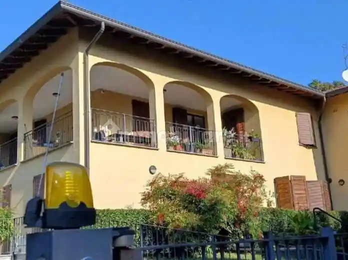 Appartamento all'asta via Monte Grappa, Cabiate - foto 2