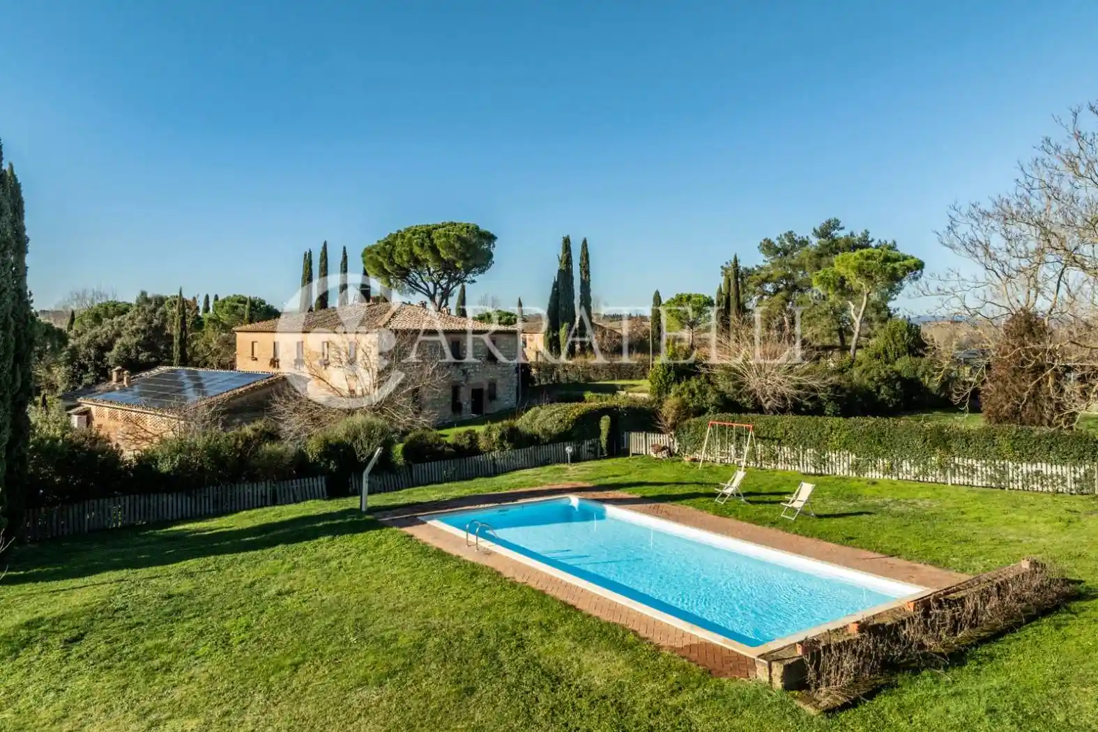 Rustico - Casale in vendita a Siena