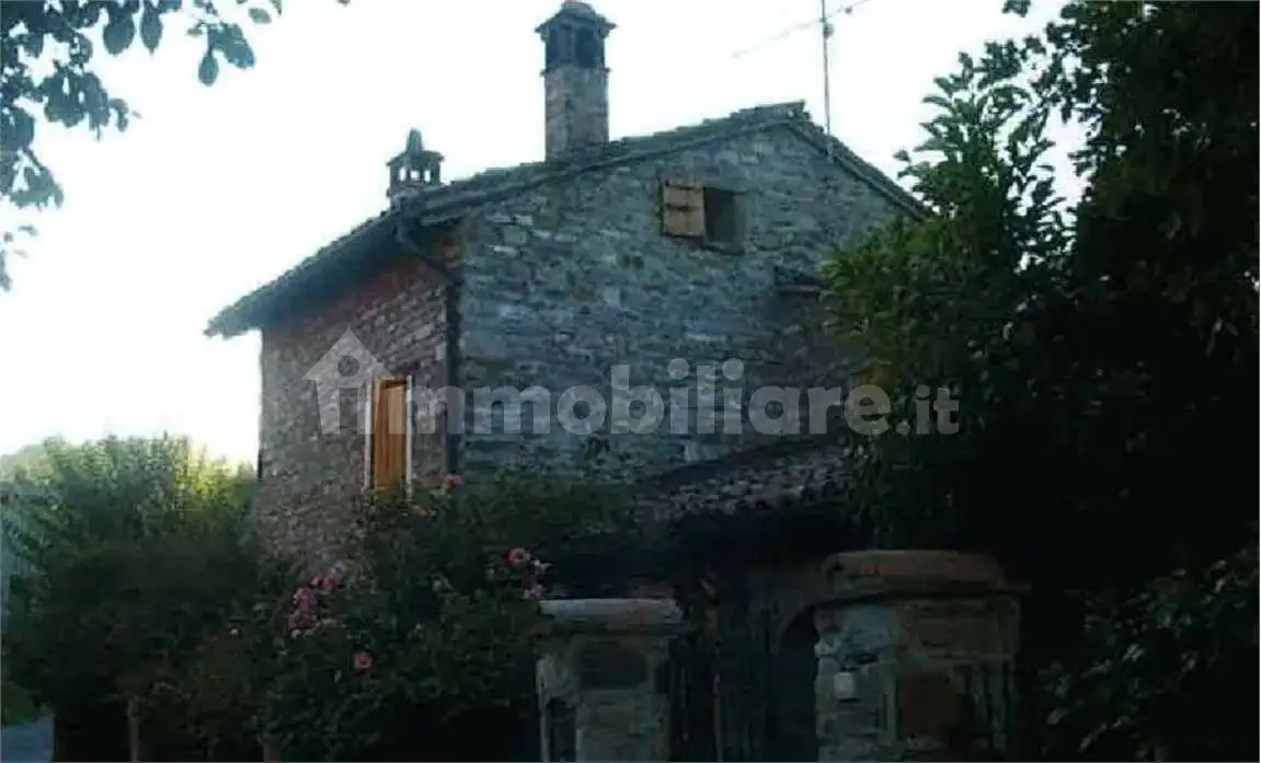 Casa indipendente in asta a Bettola