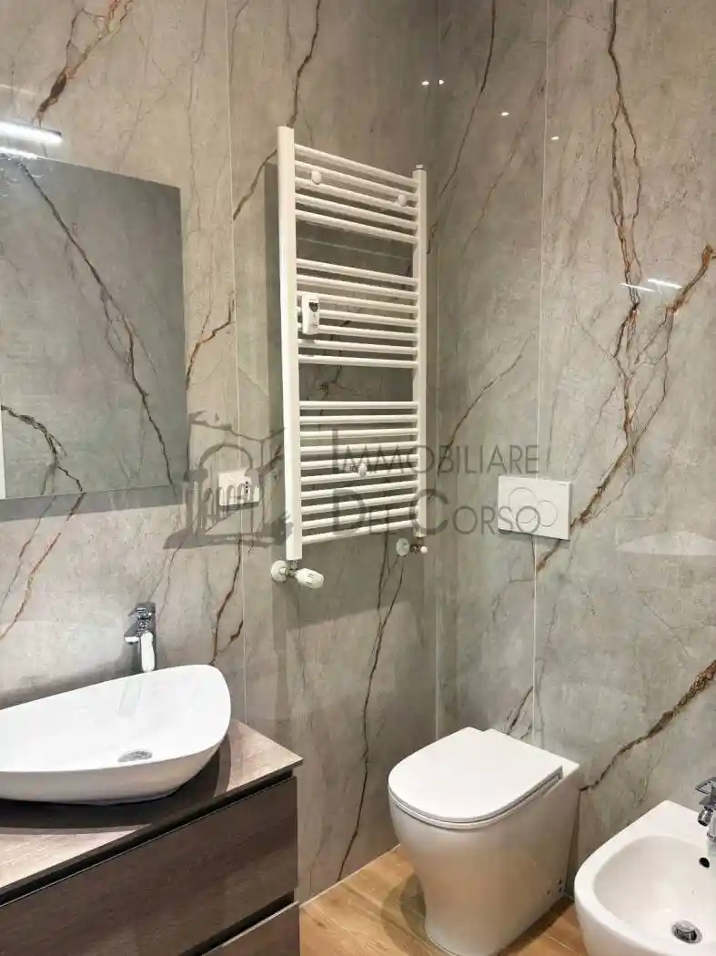 Trilocale ottimo stato, primo piano, Centro Storico, Modena - foto 3