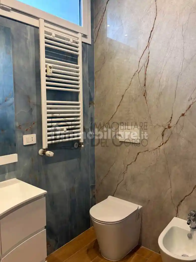 Trilocale ottimo stato, primo piano, Centro Storico, Modena - foto 4