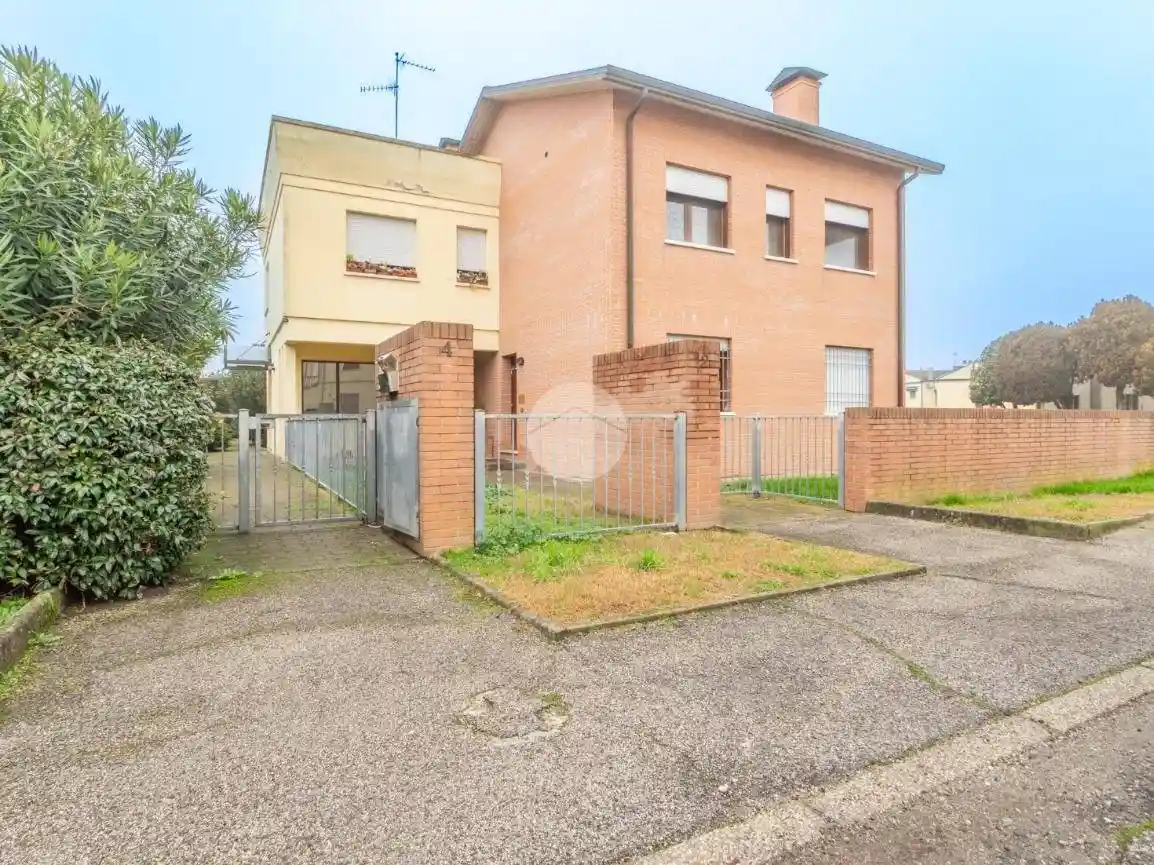 Bilocale via Divisione Garibaldina Italia 4, Via Modena, Ferrara - foto 2