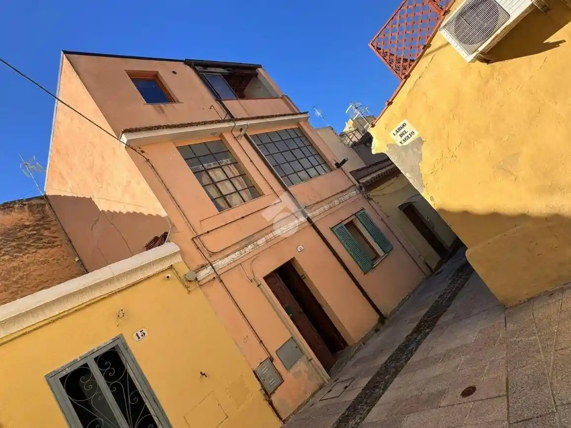 Terratetto unifamiliare largo del vaglio 13, Centro Storico, Sassari - foto 2