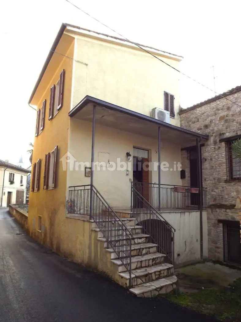 Casa indipendente in vendita a Bevagna