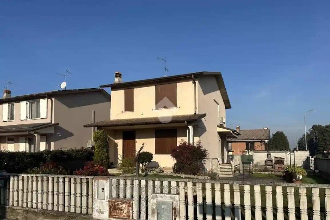 Villetta a schiera - foto 2