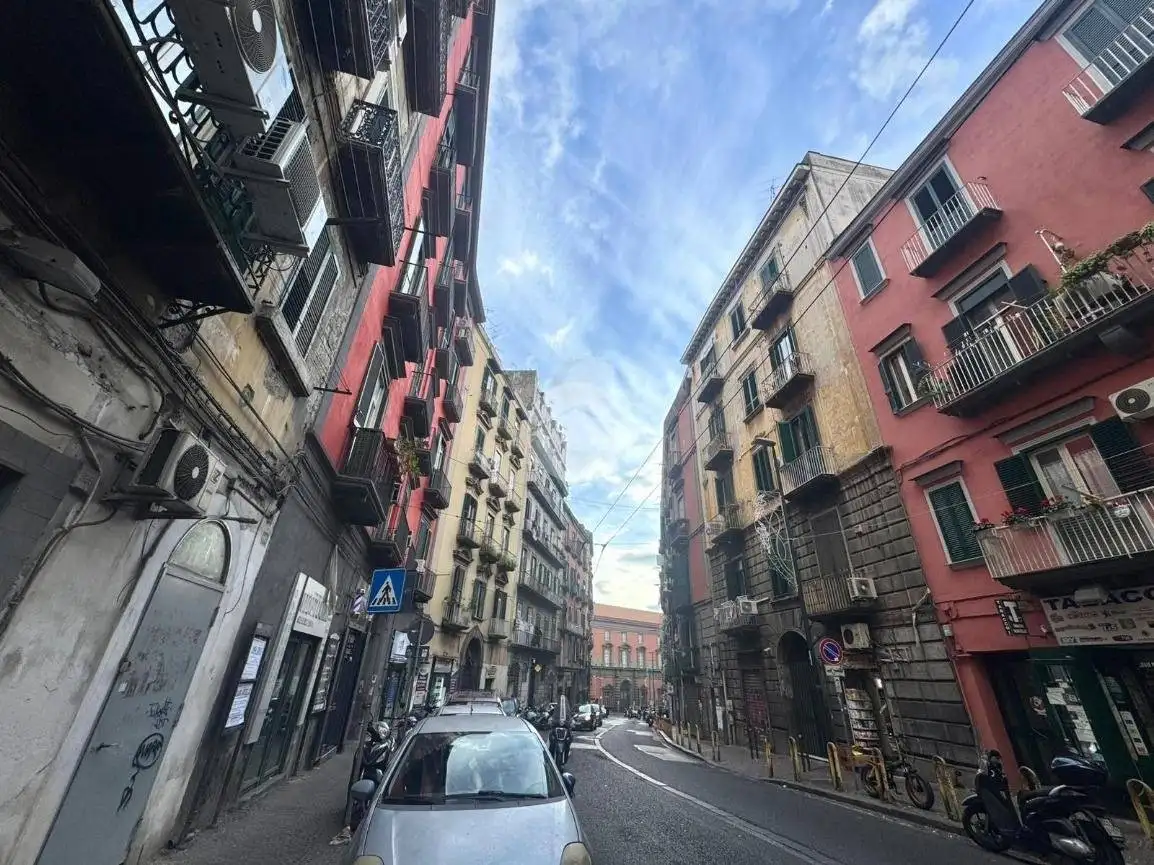 Appartamento in vendita a Napoli