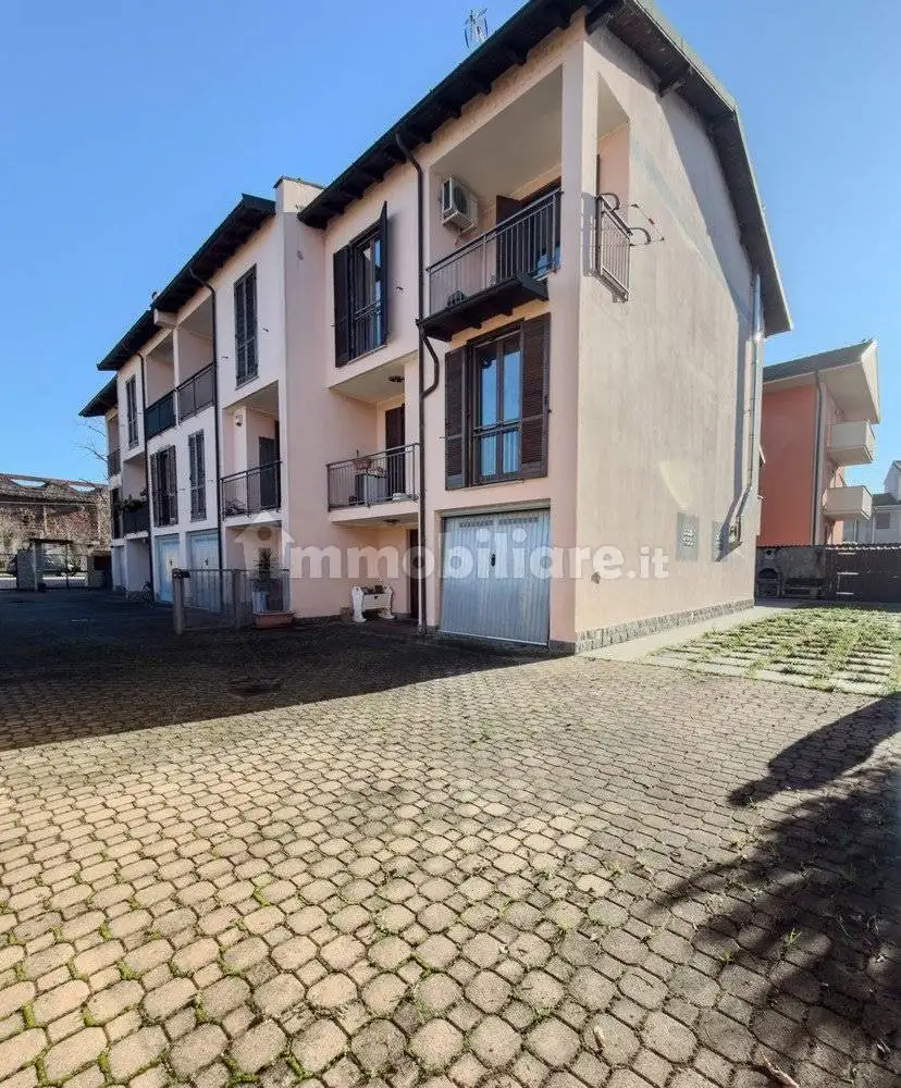 Villetta a schiera in vendita a Trecate