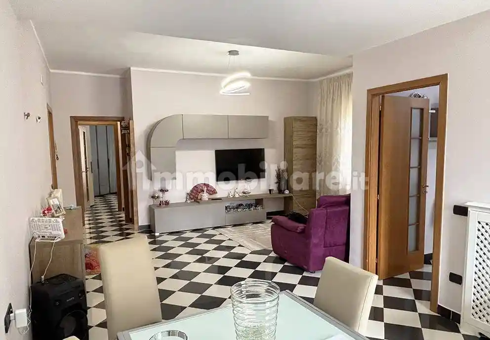 Trilocale via Raimondo Annecchino 99, Arco Felice, Pozzuoli - foto 2