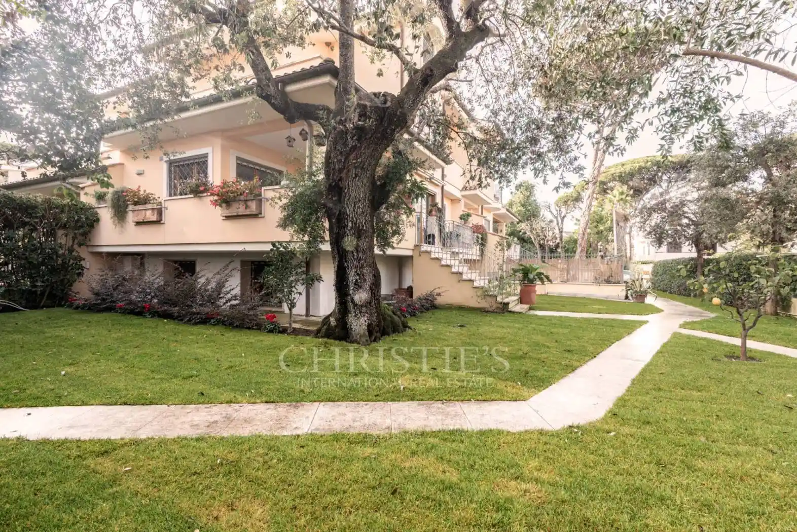 Villa unifamiliare via Peschici, Fregene, Fiumicino - foto 2