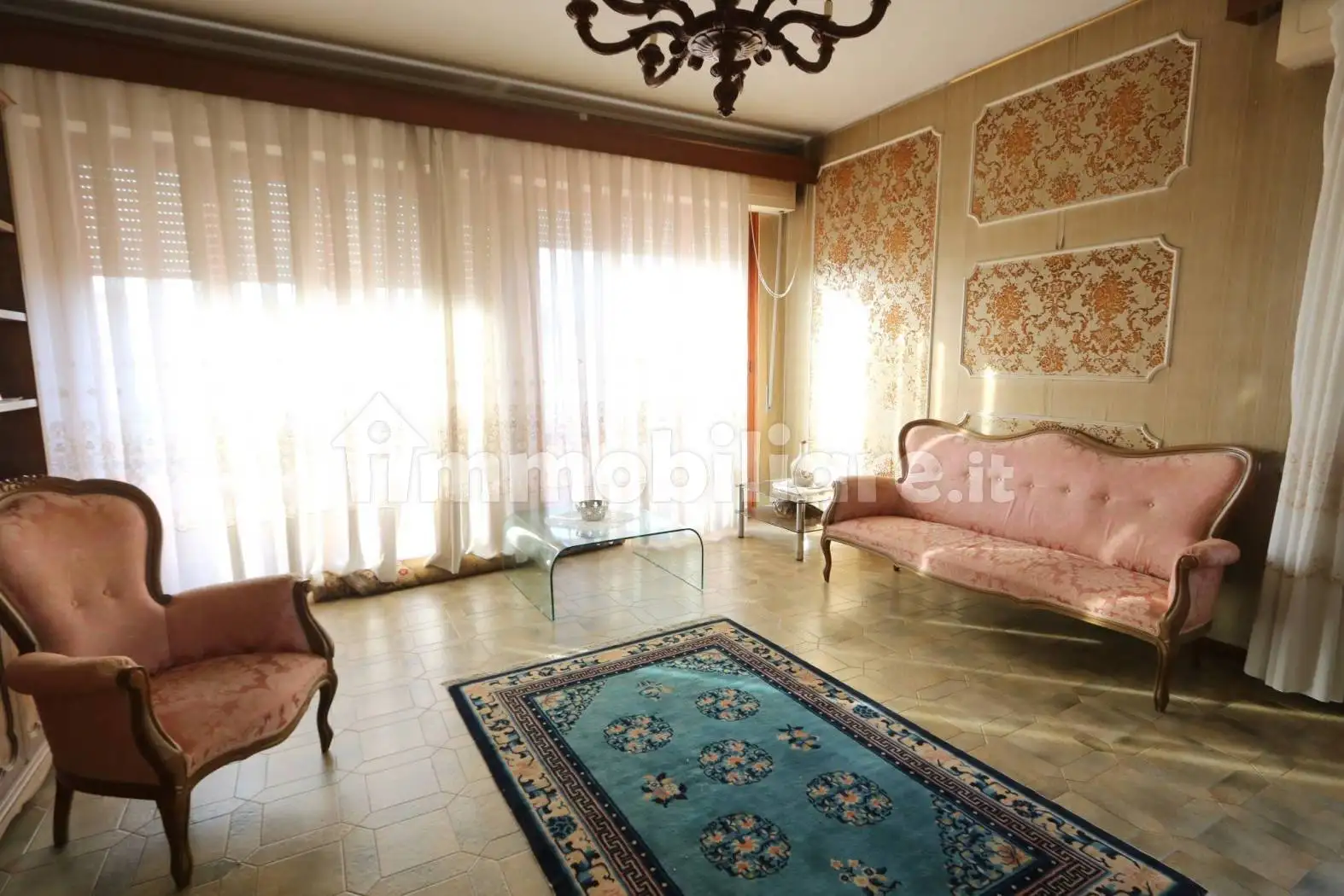 Appartamento in vendita a Cascina